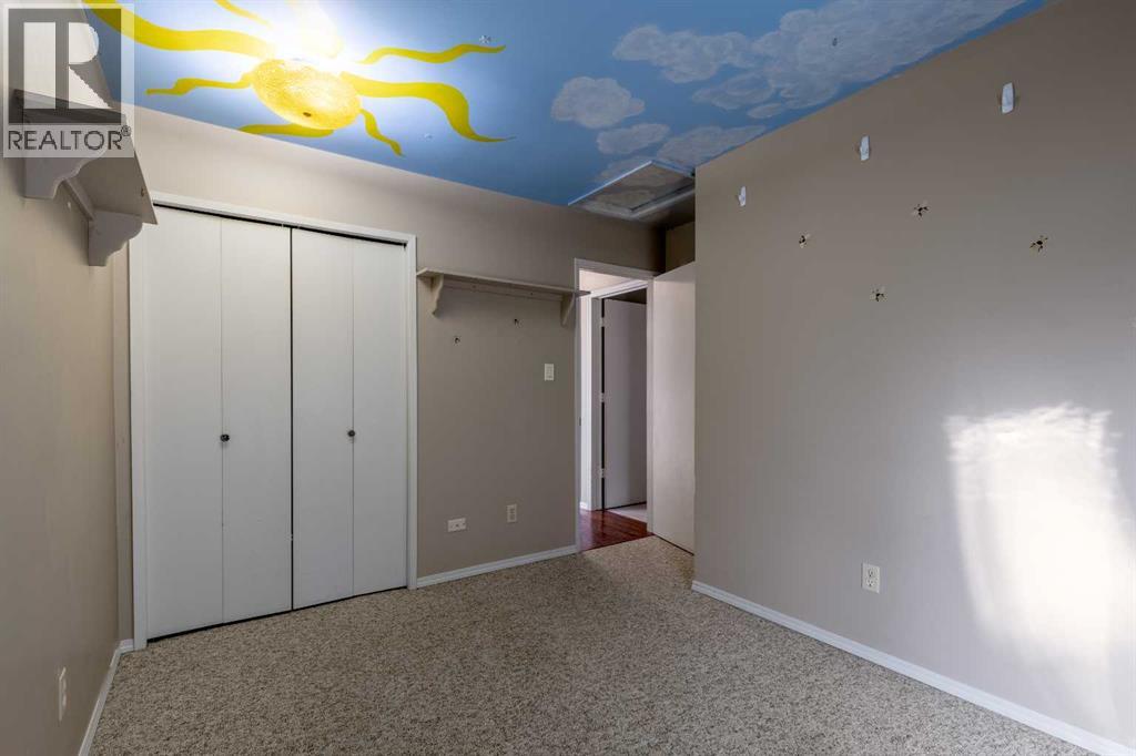 119 Red Crow Boulevard W