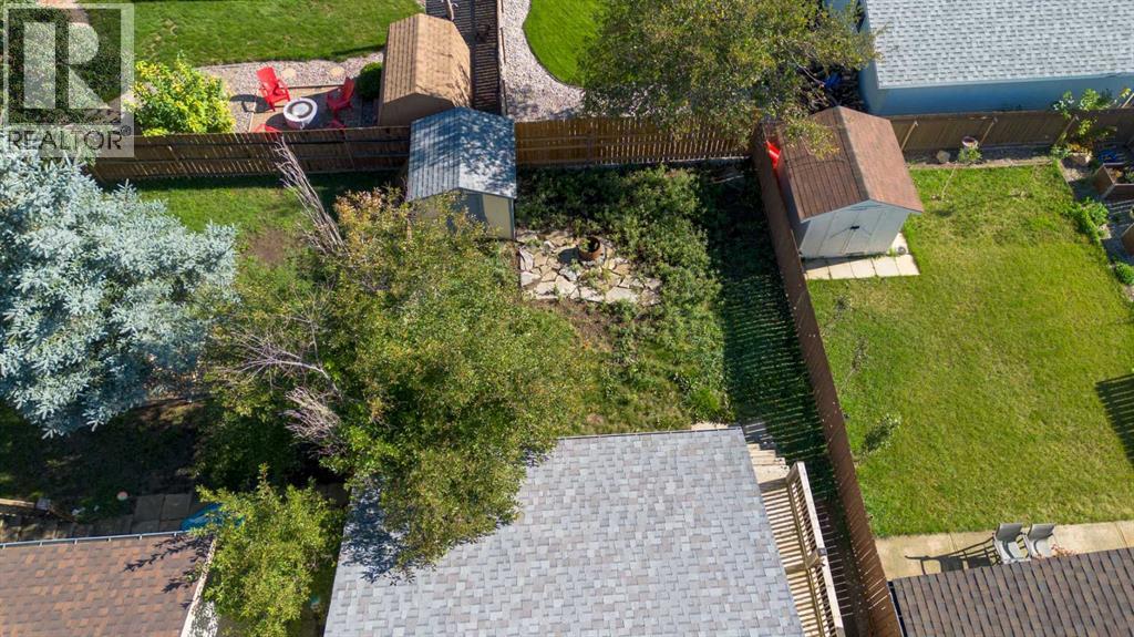 119 Red Crow Boulevard W