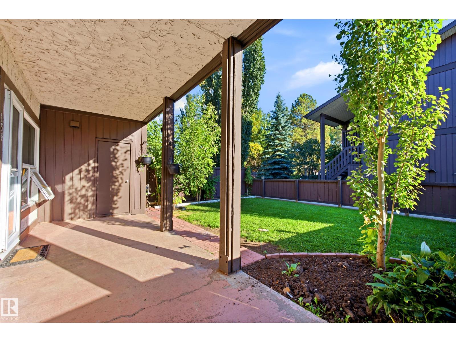 258 Surrey Gardens NW, Edmonton, Alberta T5T 1Z3 - Photo 2 - E4509844