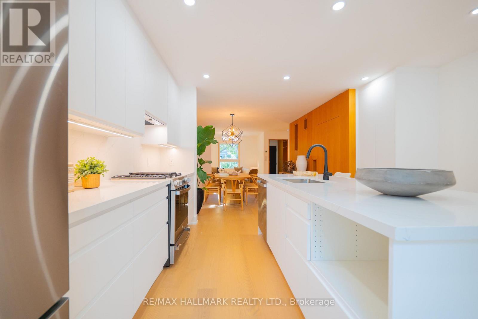 83 Condor Avenue, Toronto, Ontario  M4J 3M7 - Photo 16 - E13814778