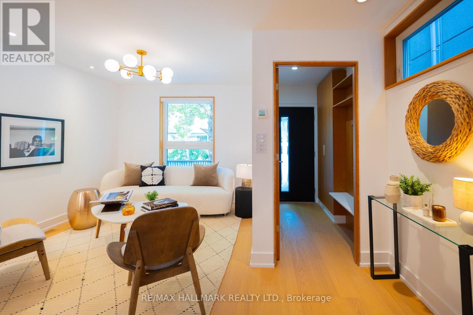 83 Condor Avenue, Toronto, Ontario  M4J 3M7 - Photo 5 - E13814778