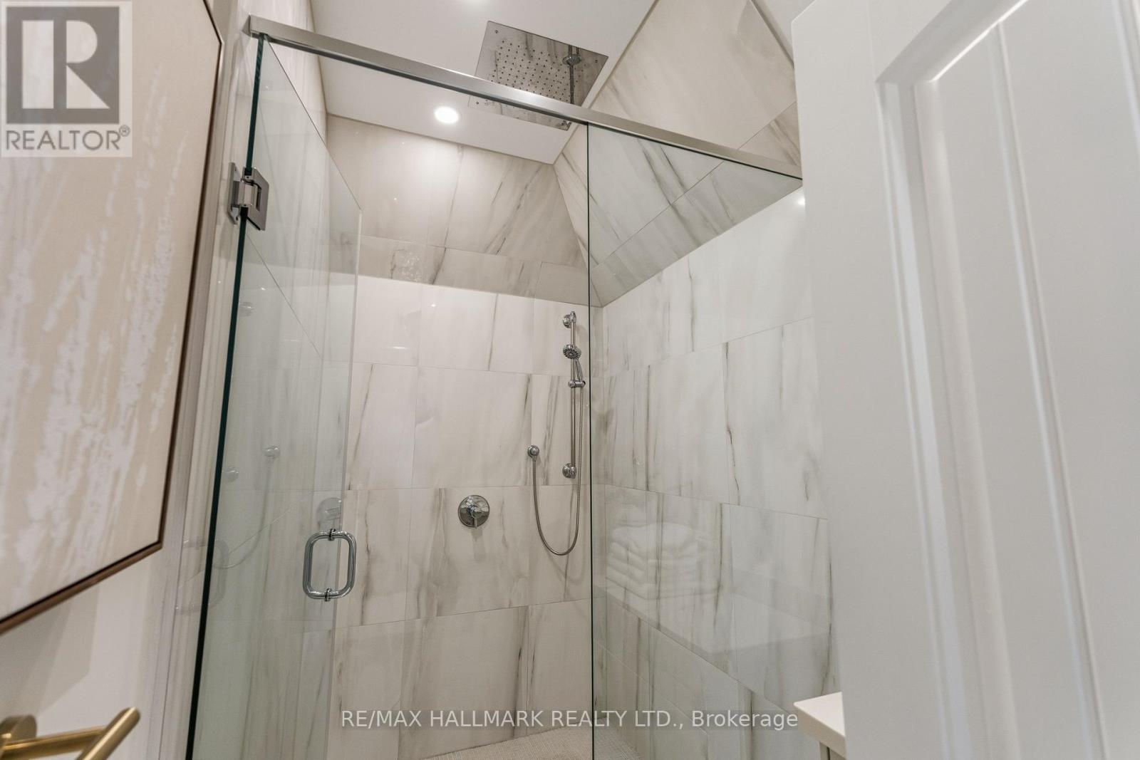 152 Wheeler Avenue, Toronto, Ontario  M4L 3V4 - Photo 36 - E13814780