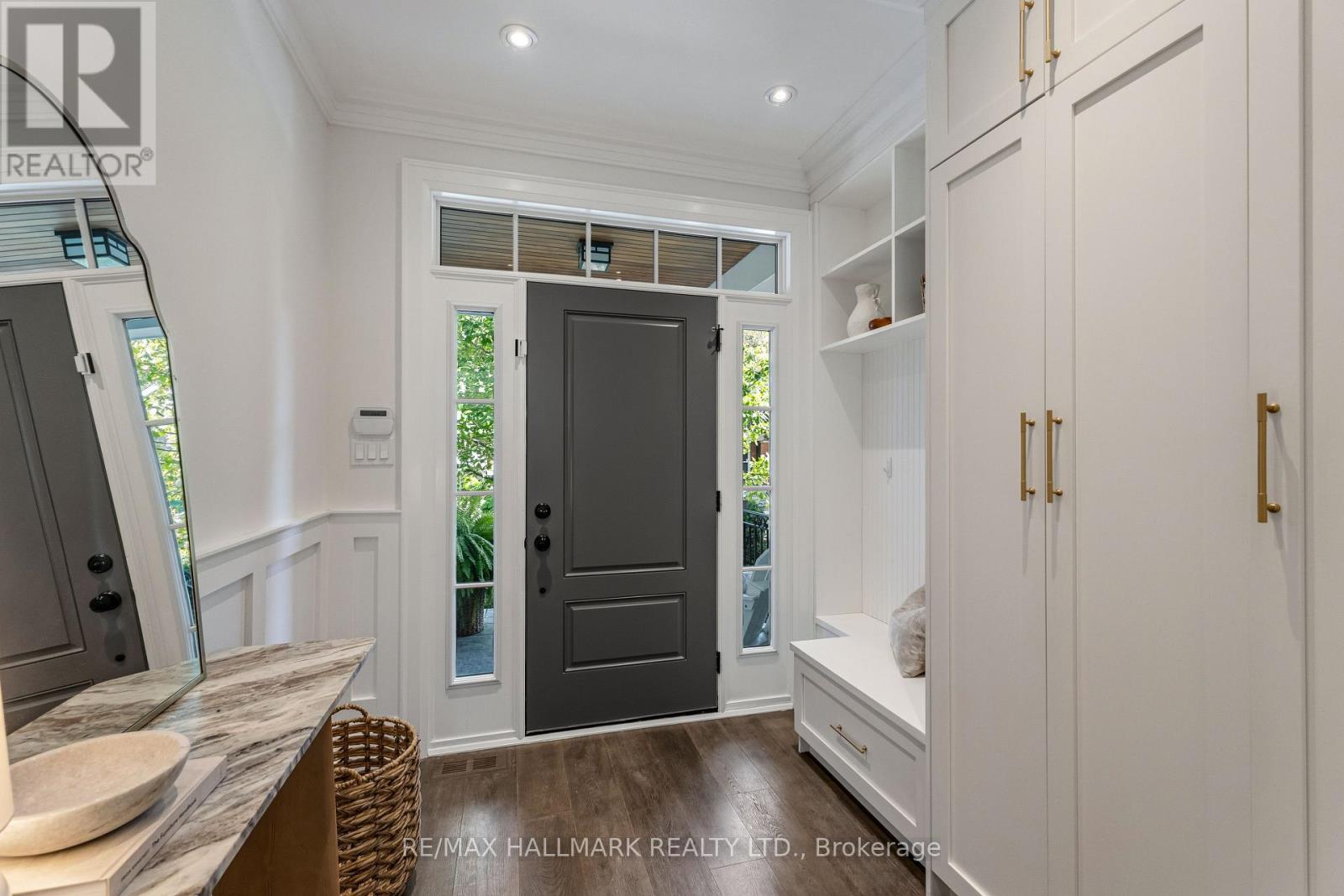 152 Wheeler Avenue, Toronto, Ontario  M4L 3V4 - Photo 4 - E13814780