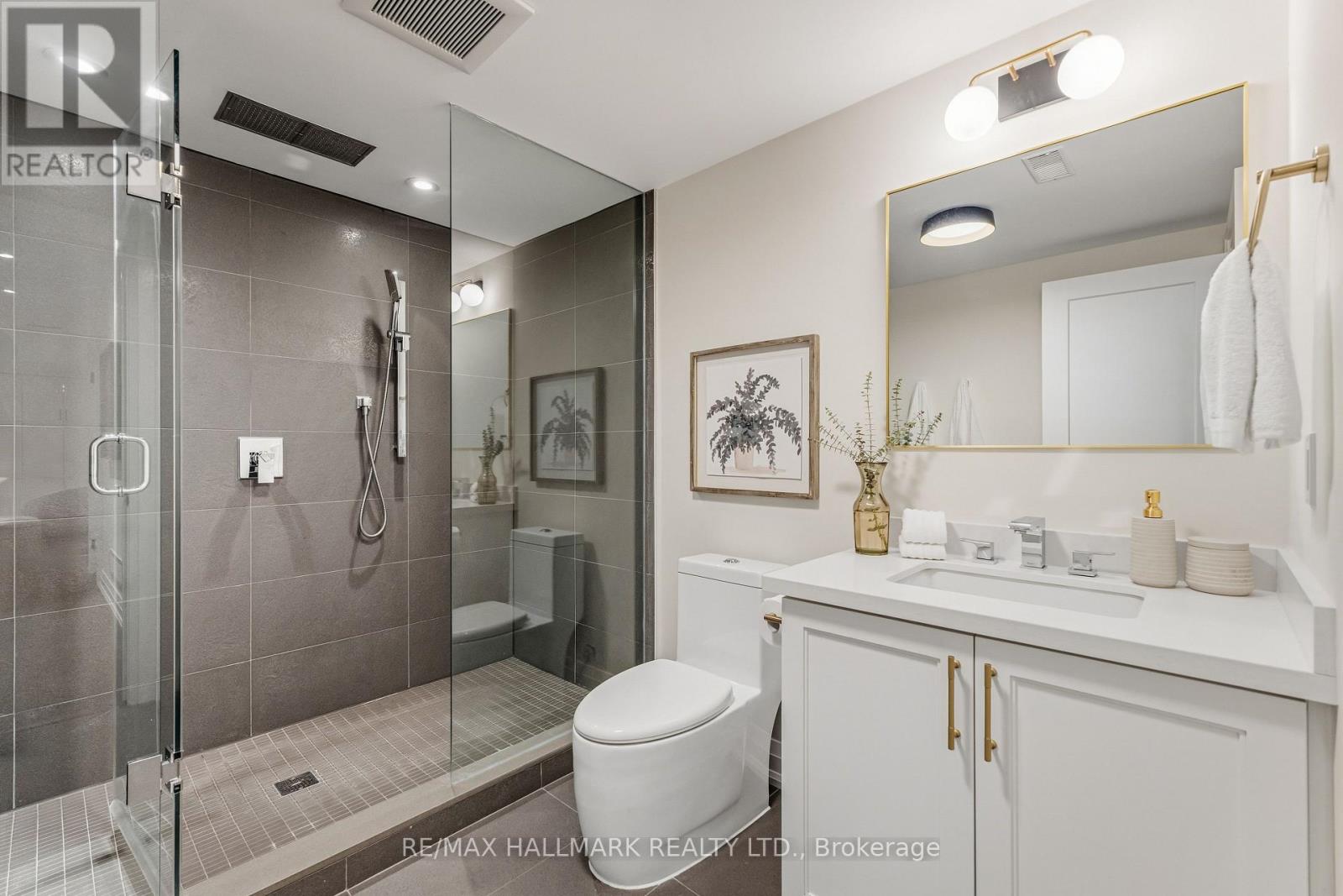 152 Wheeler Avenue, Toronto, Ontario  M4L 3V4 - Photo 49 - E13814780