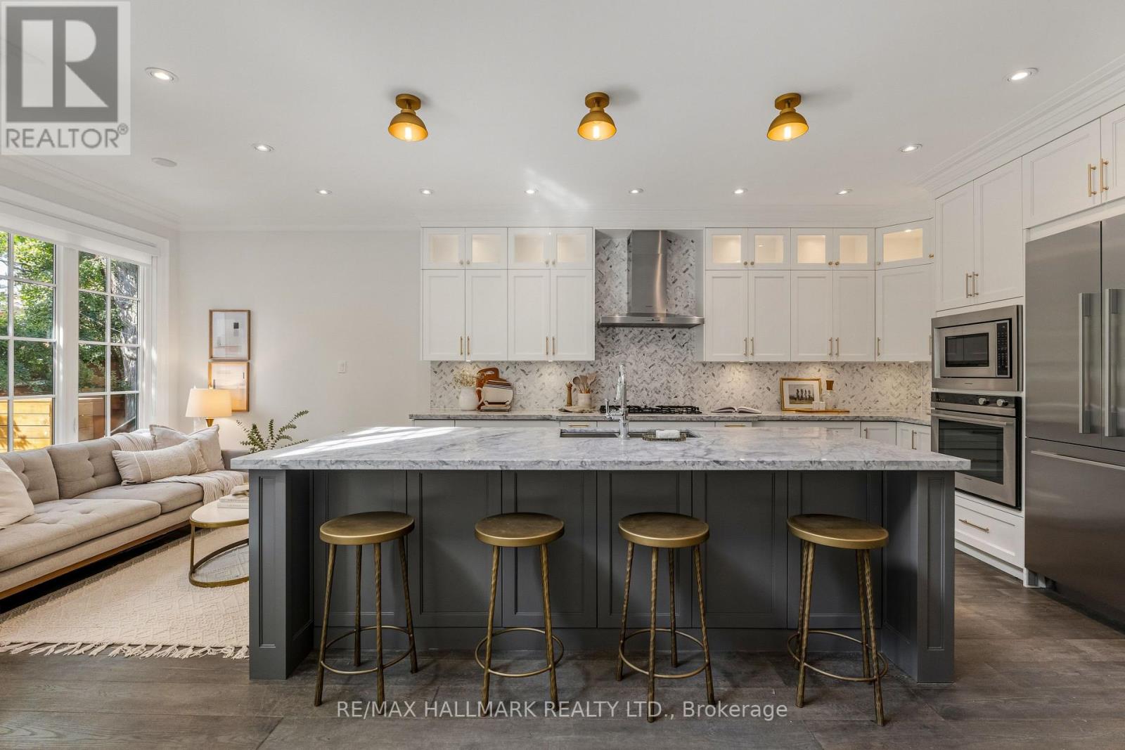 152 Wheeler Avenue, Toronto, Ontario  M4L 3V4 - Photo 6 - E13814780