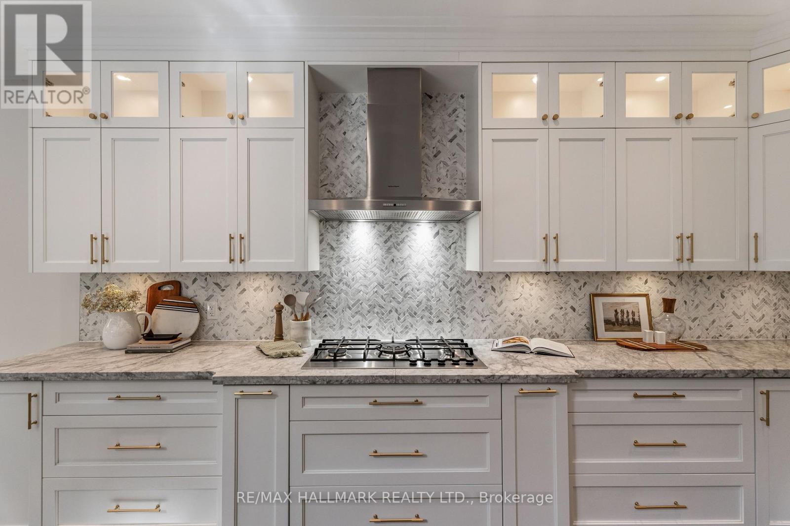 152 Wheeler Avenue, Toronto, Ontario  M4L 3V4 - Photo 7 - E13814780