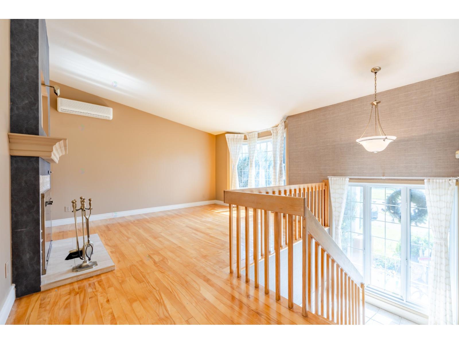 171 Rue Michener Châteauguay Quebec Canada J6J2B3 2