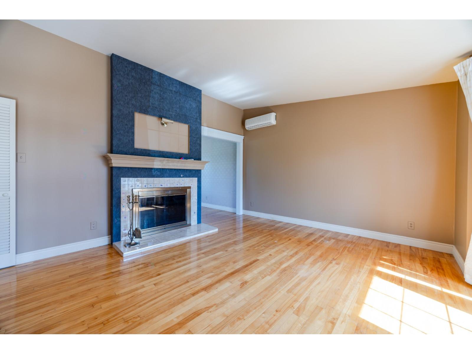 171 Rue Michener Châteauguay Quebec Canada J6J2B3 5