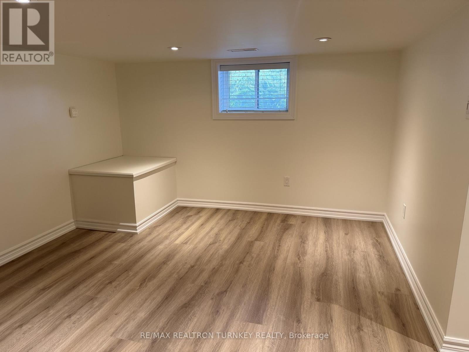 Lower - 310 Queen Street, Newmarket, Ontario  L3Y 2G4 - Photo 18 - N13814656