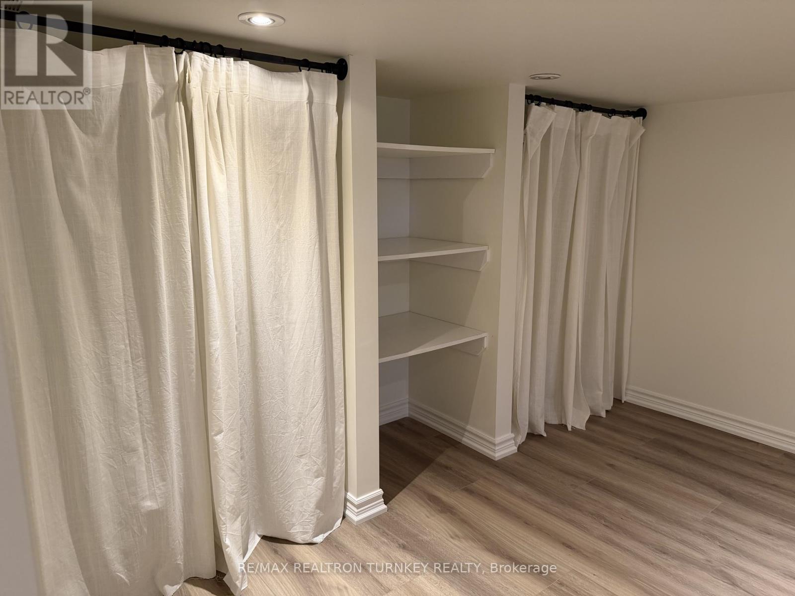 Lower - 310 Queen Street, Newmarket, Ontario  L3Y 2G4 - Photo 19 - N13814656