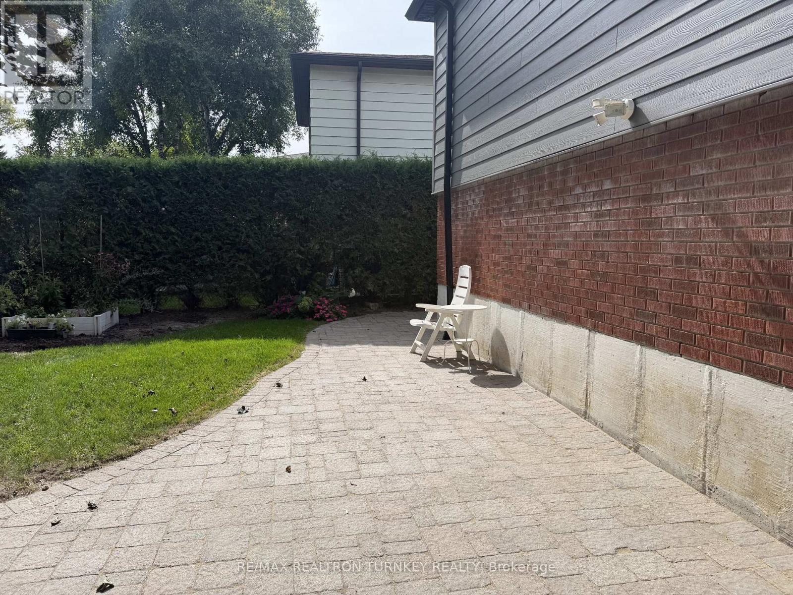 Lower - 310 Queen Street, Newmarket, Ontario  L3Y 2G4 - Photo 28 - N13814656