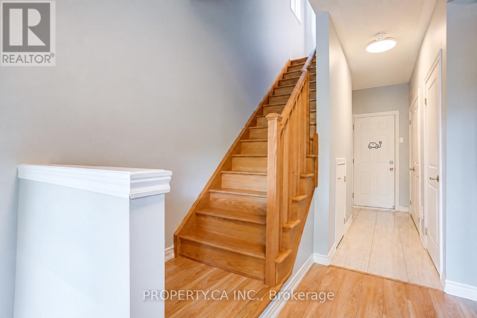 478 Arthur Bonner Avenue, Markham, Ontario  L6B 1P6 - Photo 3 - N13814688