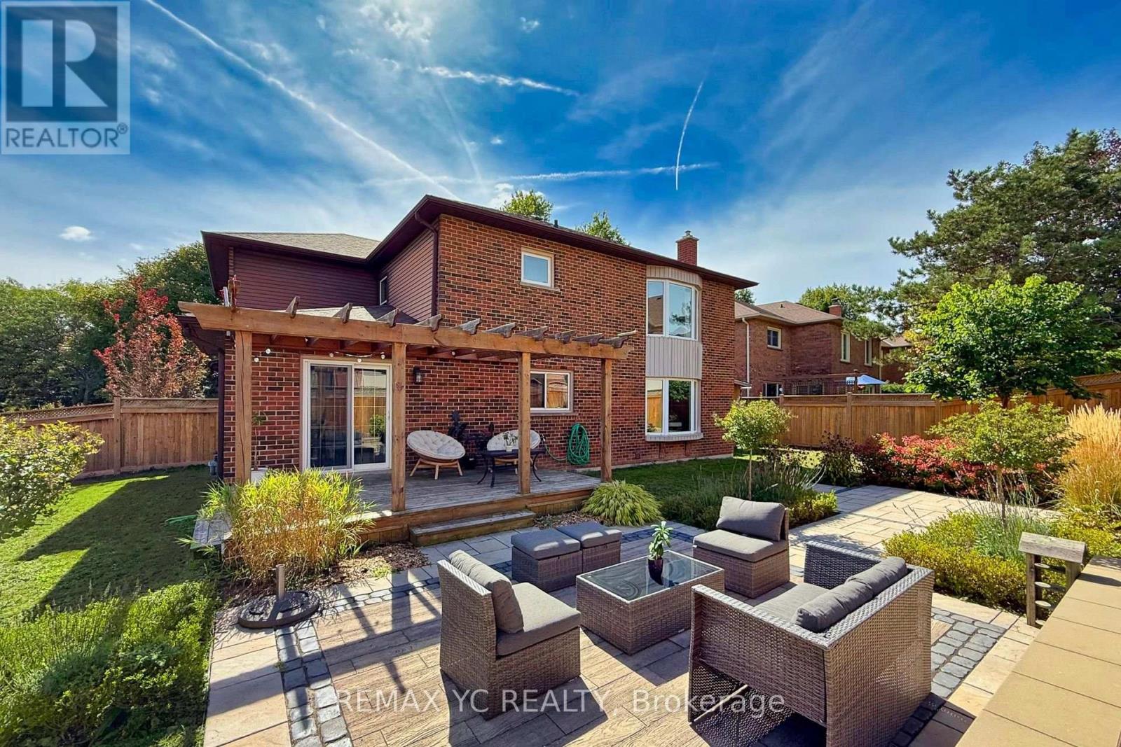 4 Simmons Crescent, Aurora, Ontario  L4G 6B4 - Photo 33 - N13814694