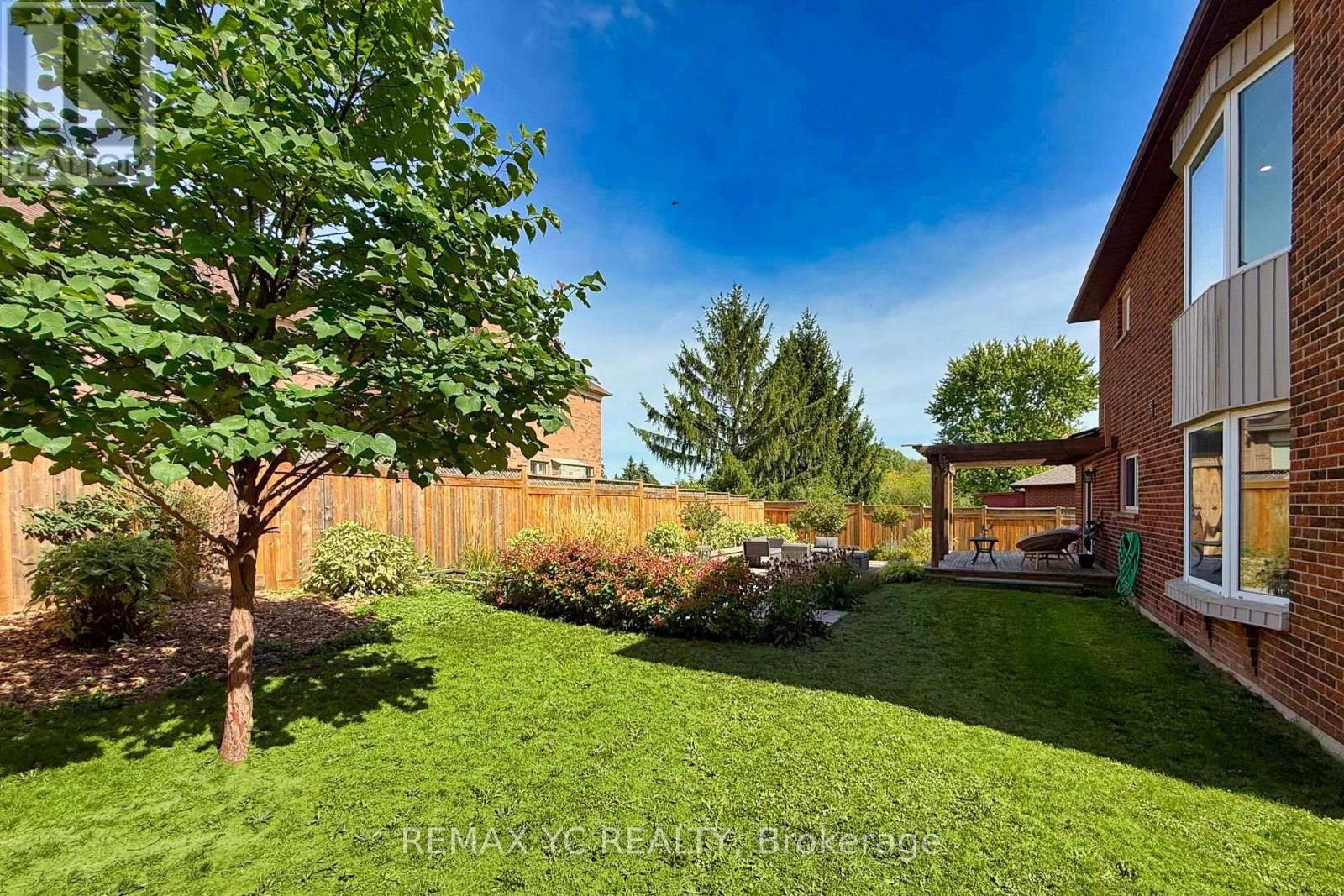 4 Simmons Crescent, Aurora, Ontario  L4G 6B4 - Photo 38 - N13814694