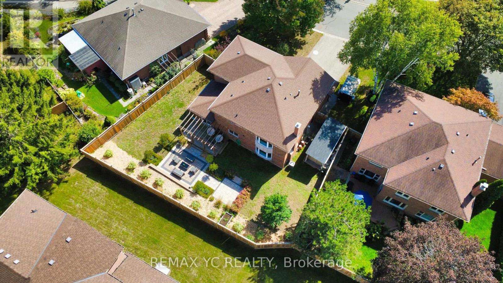 4 Simmons Crescent, Aurora, Ontario  L4G 6B4 - Photo 43 - N13814694