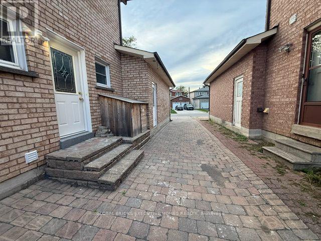 Lower - 66 Foundry Crescent, Markham (Raymerville), Ontario  L3P 6N7 - Photo 11 - N13814856
