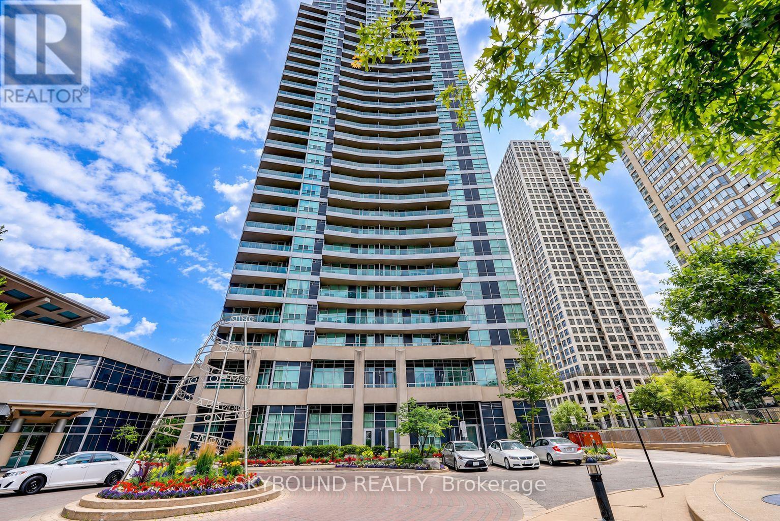 1702 - 33 ELM DRIVE W, Mississauga, Ontario