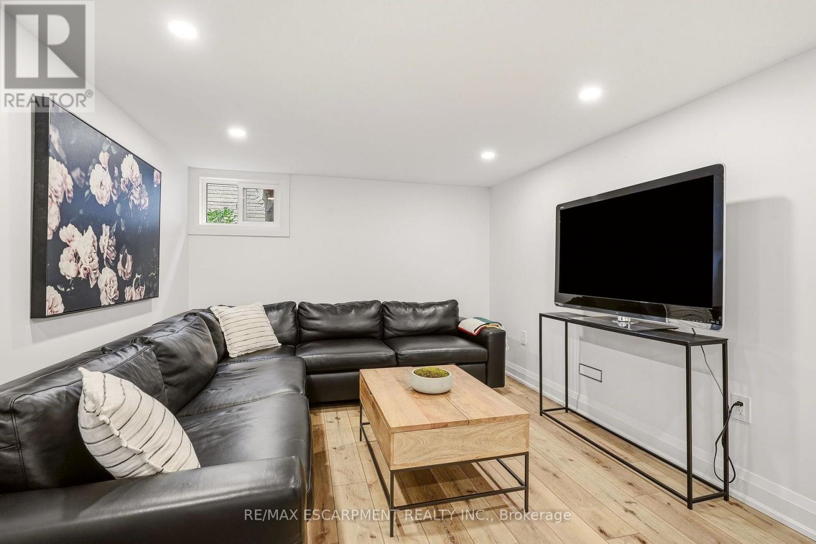 3368 Guildwood Drive, Burlington, Ontario L7N 1L5 - Photo 39 - W13814706