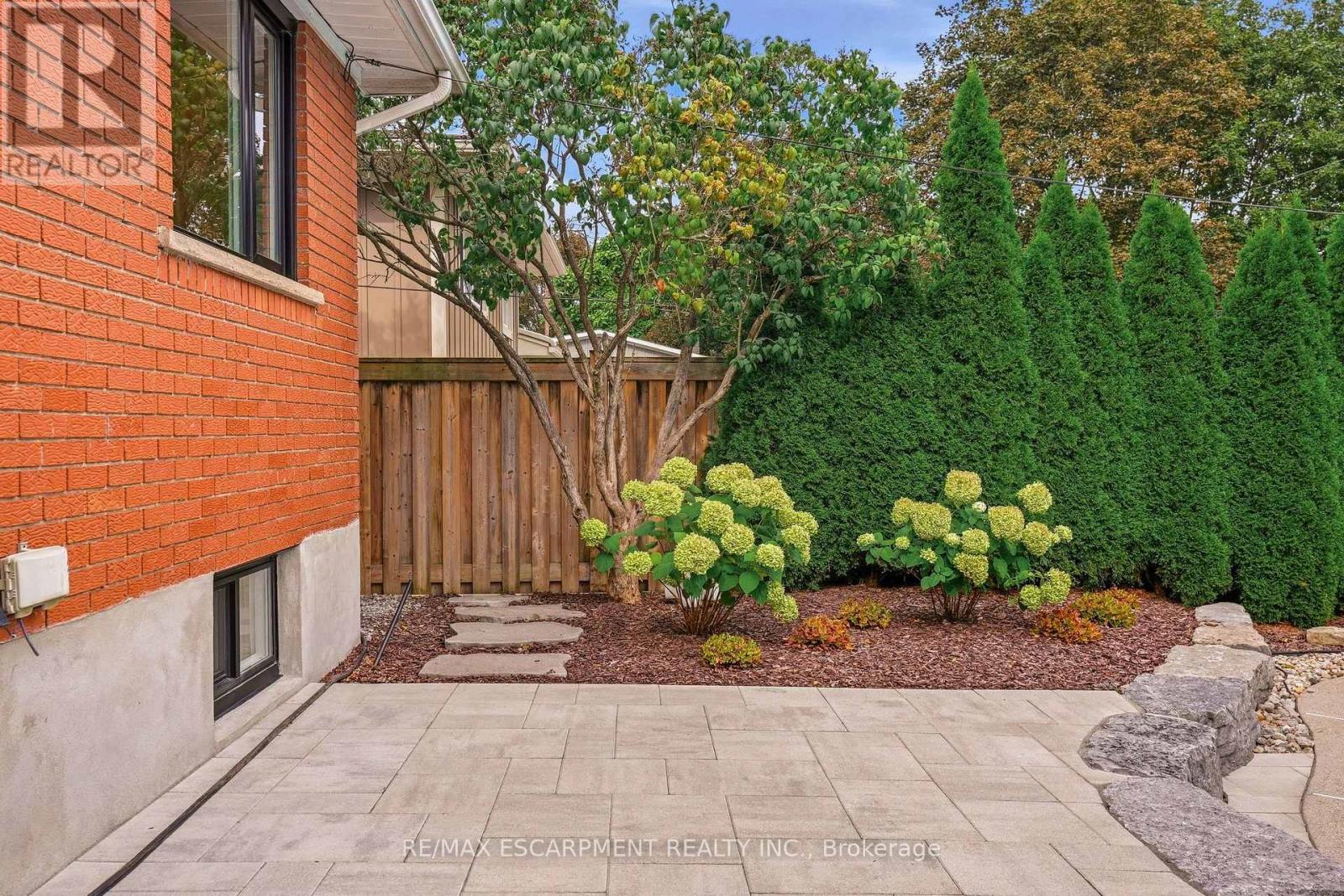 3368 Guildwood Drive, Burlington, Ontario L7N 1L5 - Photo 44 - W13814706