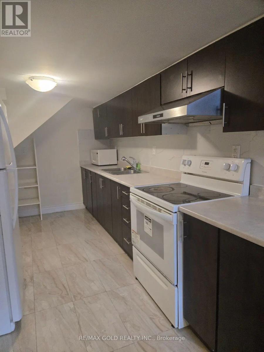 10 Twin Falls Road, Brampton, Ontario  L6Y 0V4 - Photo 10 - W13814760