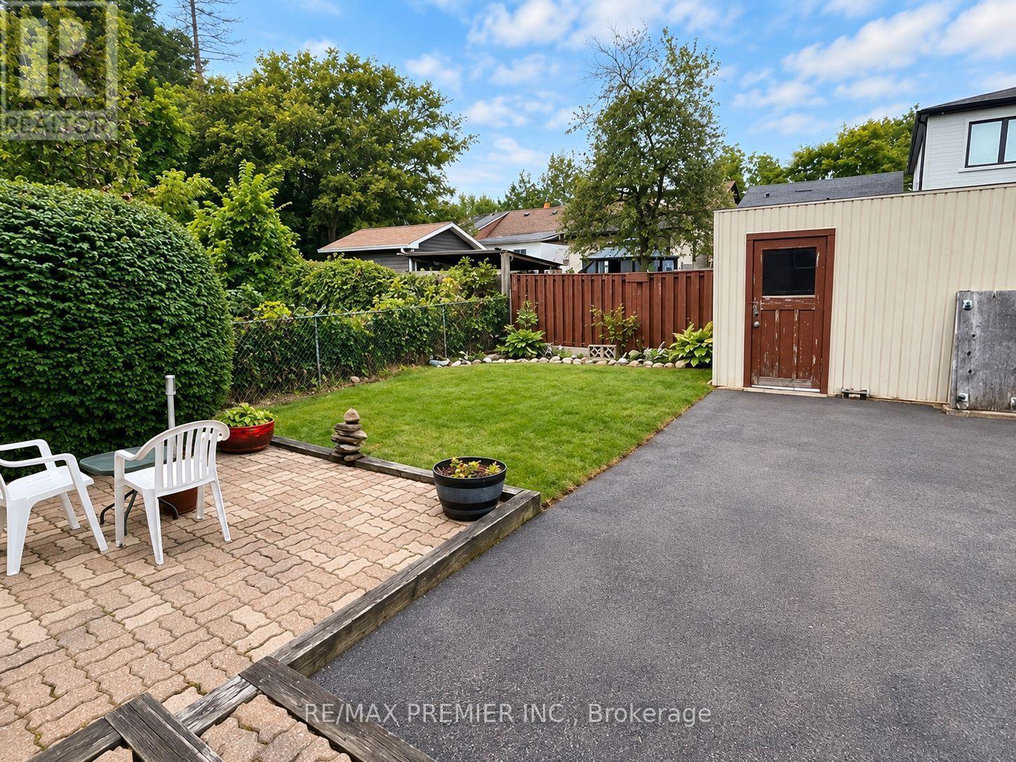 34 Rutherford Avenue, Toronto, Ontario  M6M 2C6 - Photo 15 - W13814782