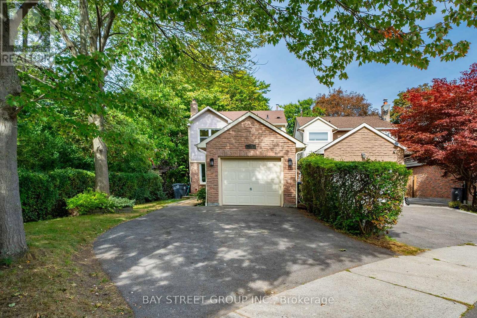 2439 Musket Court, Mississauga, Ontario  L5L 3B7 - Photo 35 - W13814792