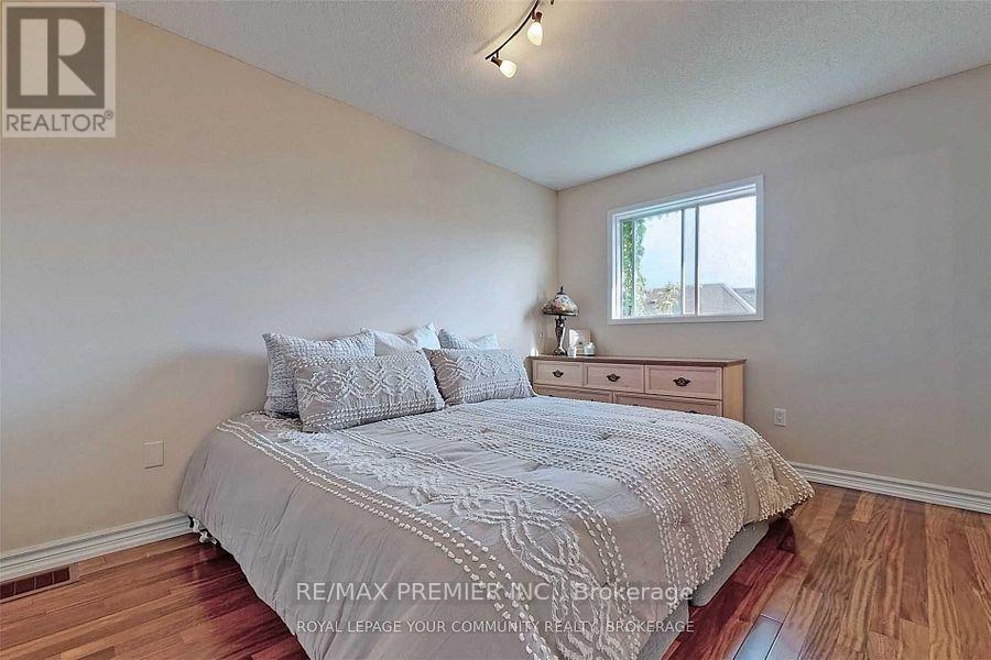47 Tania Crescent, Vaughan, Ontario  L6A 2M8 - Photo 12 - N13812794