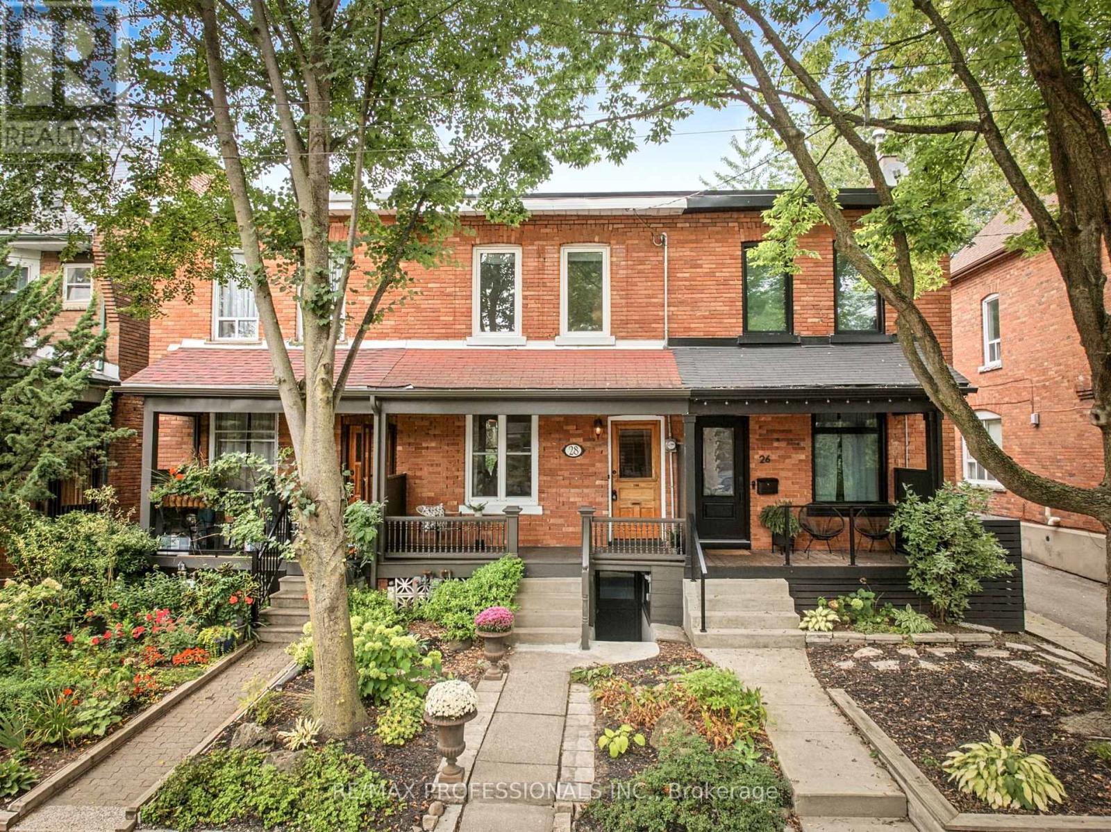 28 WRIGHT AVENUE, Toronto, Ontario