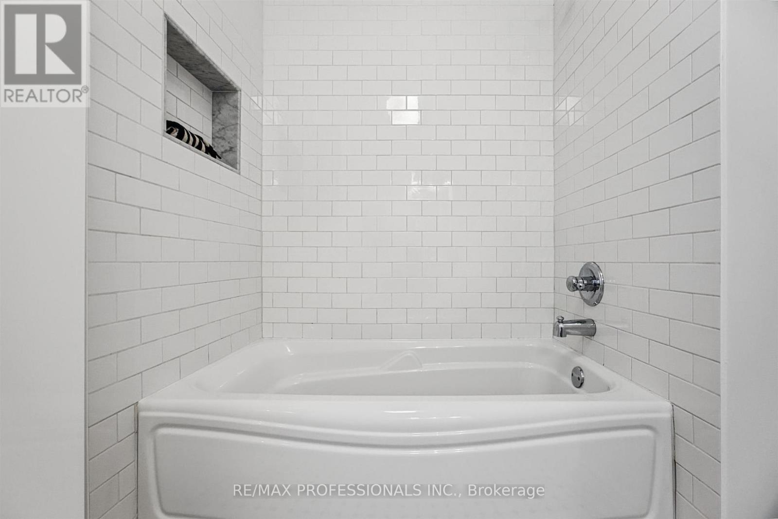 28 Wright Avenue, Toronto, Ontario  M6R 1K8 - Photo 28 - W13814840