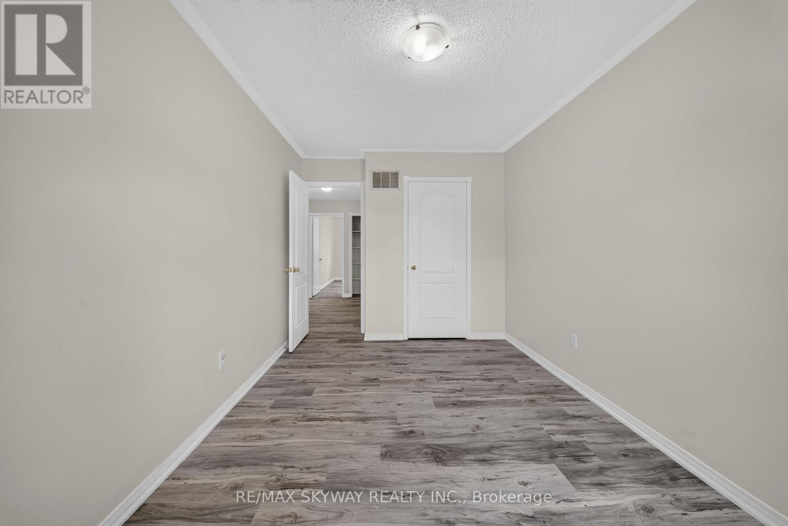 7 Madronna Gardens, Brampton, Ontario  L7A 2V5 - Photo 13 - W13814858