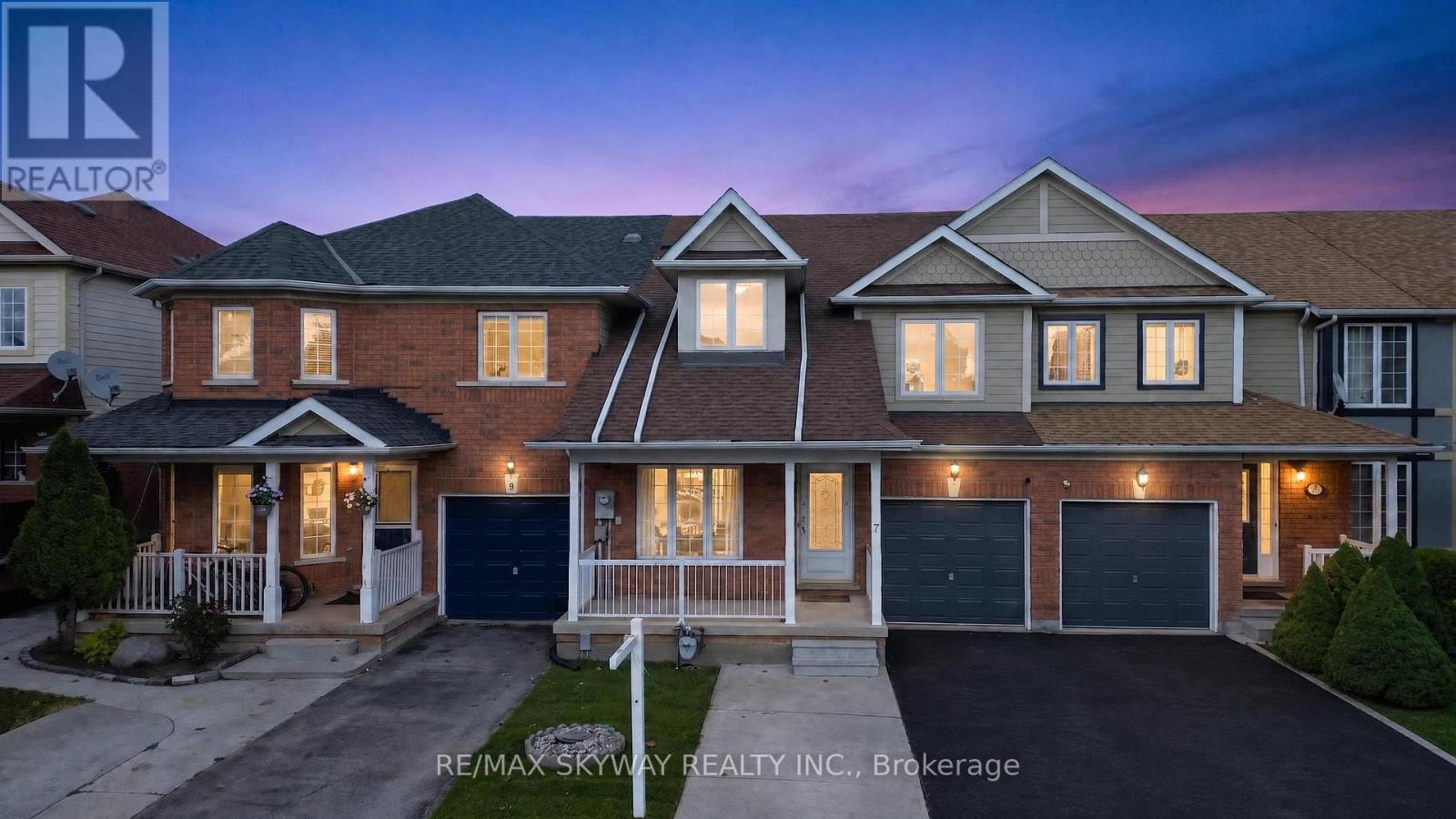 7 Madronna Gardens, Brampton, Ontario  L7A 2V5 - Photo 2 - W13814858