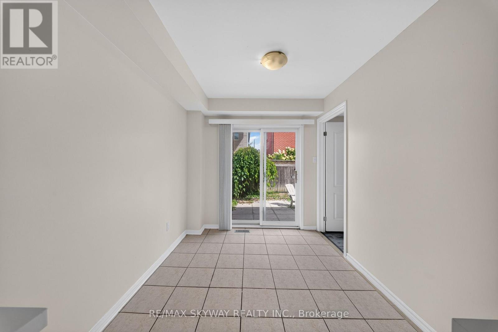 7 Madronna Gardens, Brampton, Ontario  L7A 2V5 - Photo 21 - W13814858