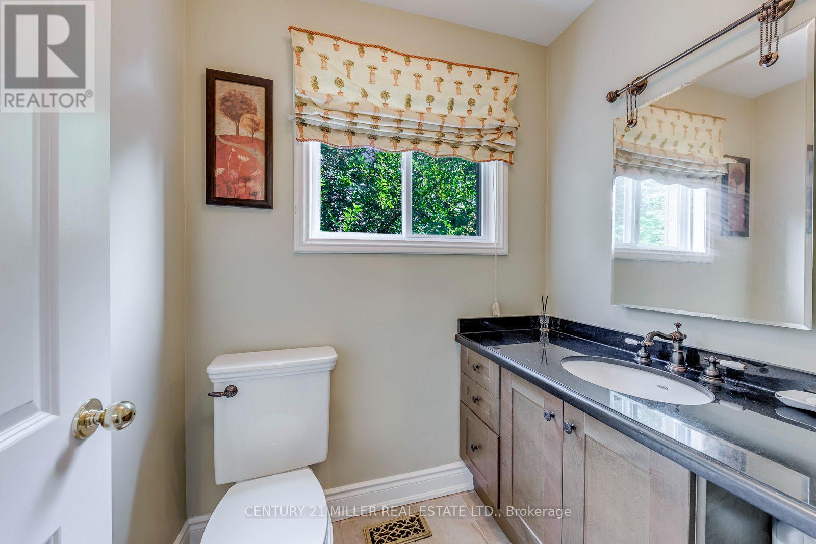 1319 Hillhurst Road, Oakville, Ontario  L6J 1X6 - Photo 20 - W13814894