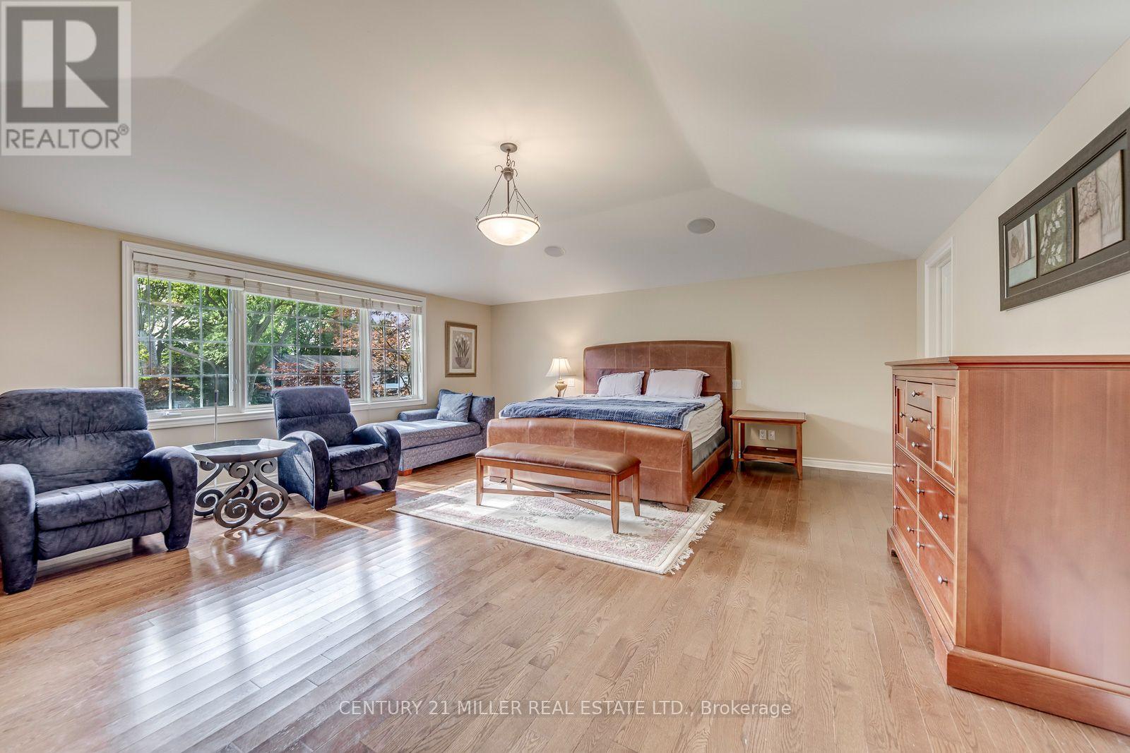 1319 Hillhurst Road, Oakville, Ontario  L6J 1X6 - Photo 23 - W13814894
