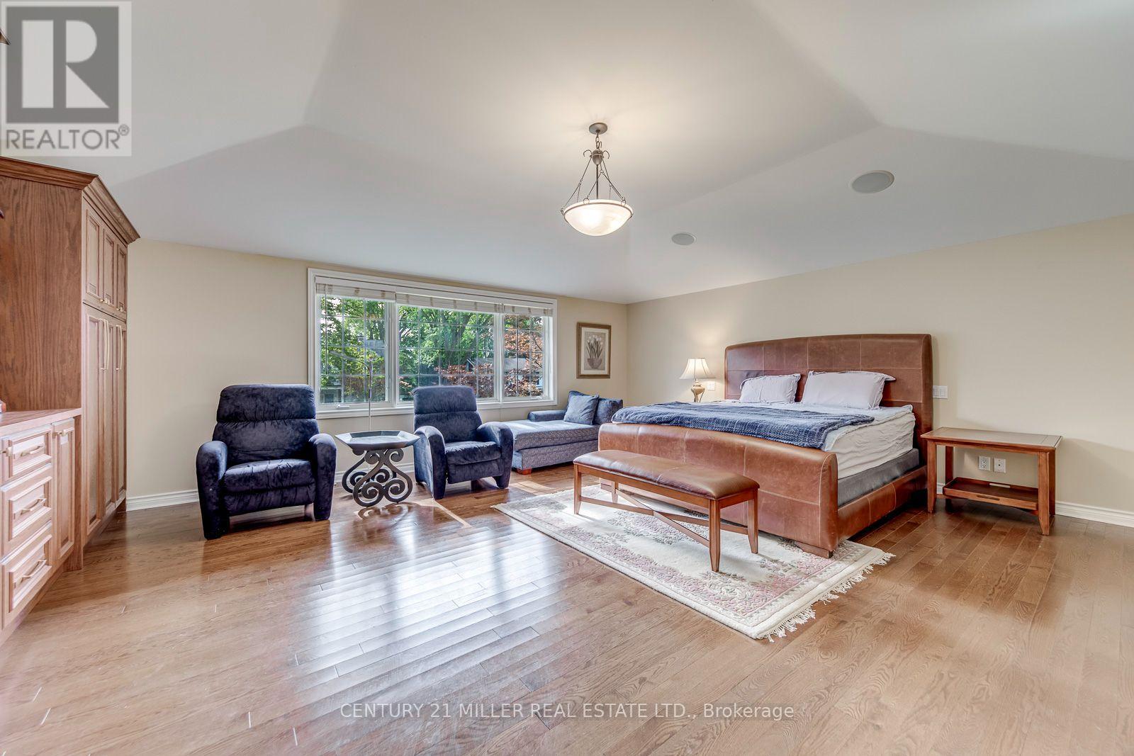 1319 Hillhurst Road, Oakville, Ontario  L6J 1X6 - Photo 25 - W13814894