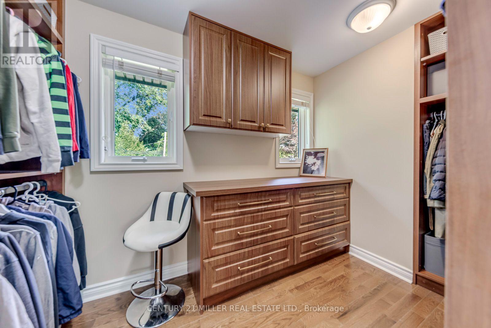 1319 Hillhurst Road, Oakville, Ontario  L6J 1X6 - Photo 26 - W13814894