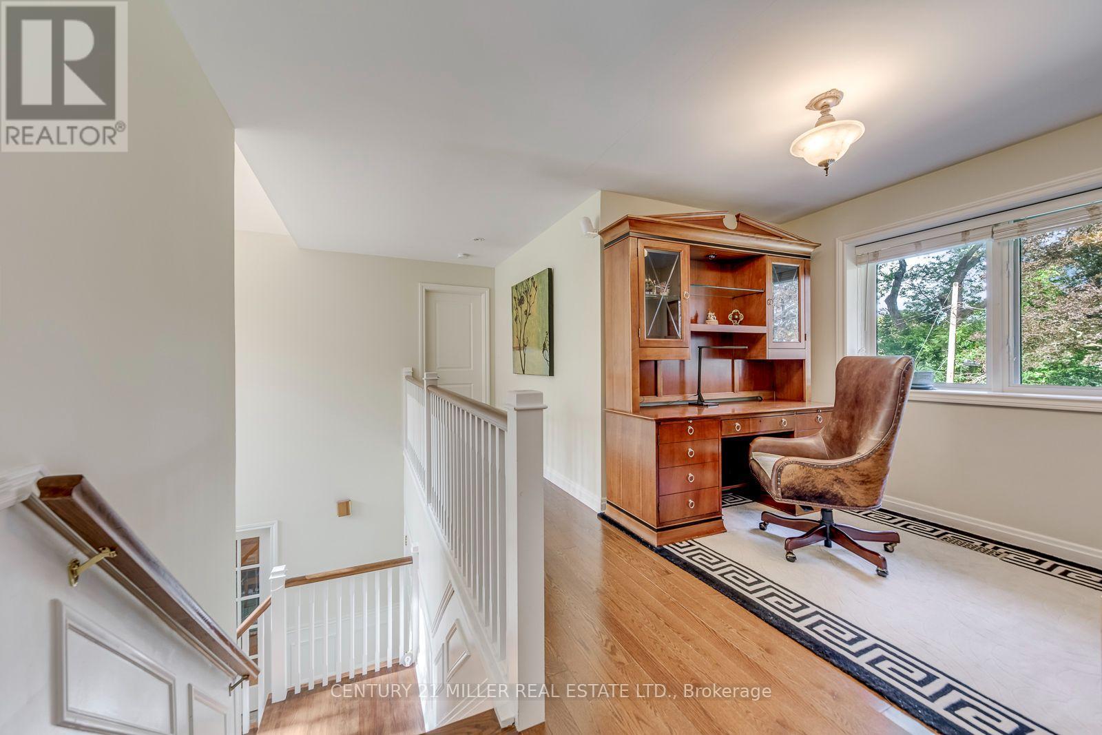 1319 Hillhurst Road, Oakville, Ontario  L6J 1X6 - Photo 41 - W13814894