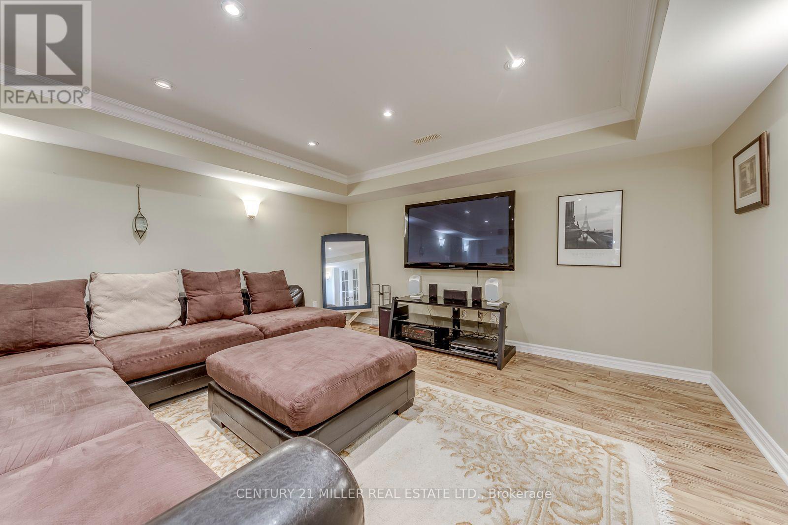 1319 Hillhurst Road, Oakville, Ontario  L6J 1X6 - Photo 44 - W13814894