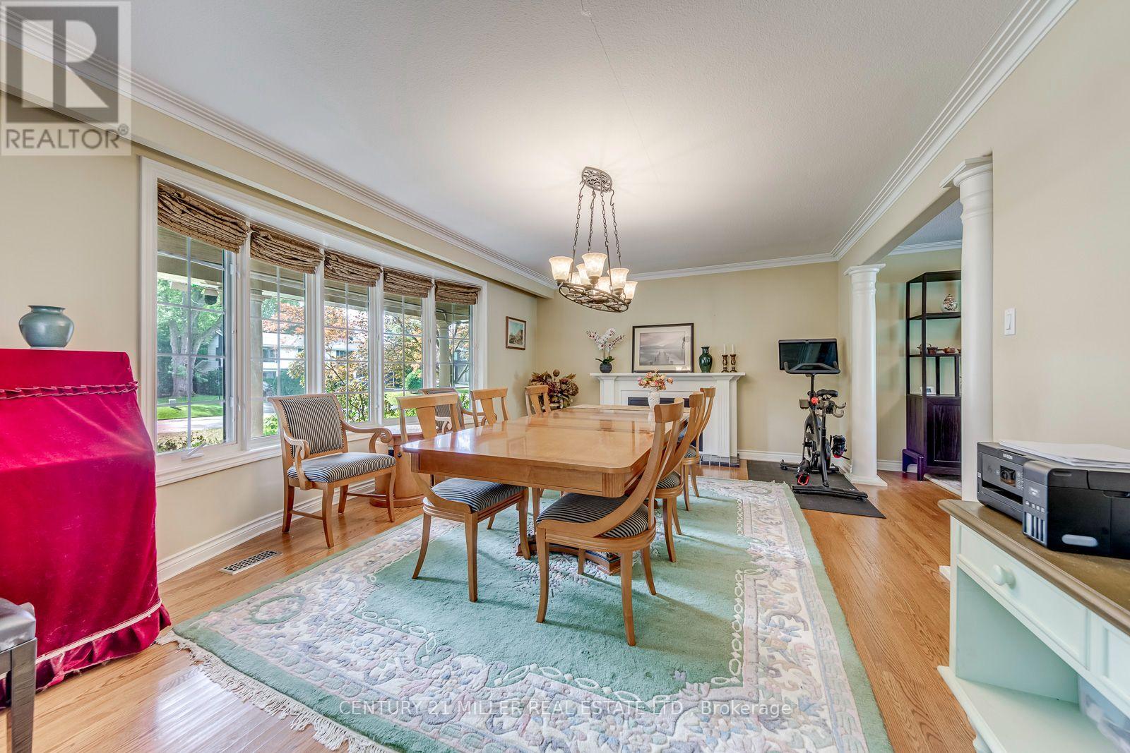 1319 Hillhurst Road, Oakville, Ontario  L6J 1X6 - Photo 7 - W13814894