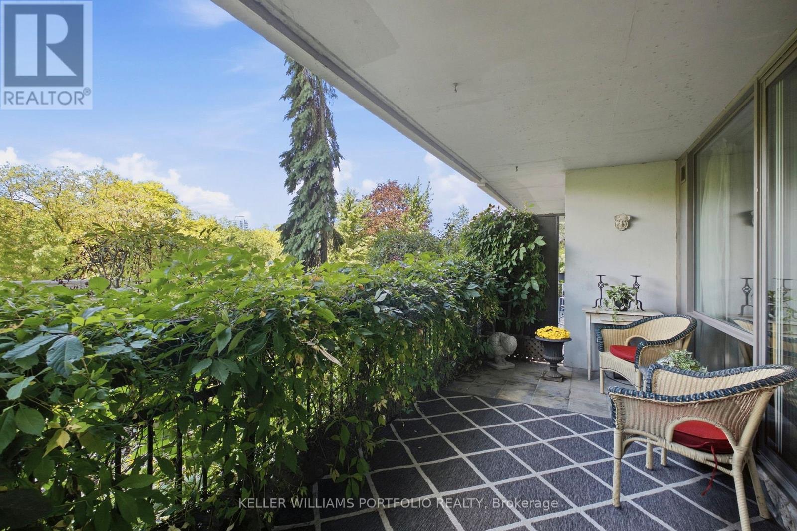 101 - 260 Scarlett Road, Toronto, Ontario M6N 4X6 - Photo 22 - W13810424