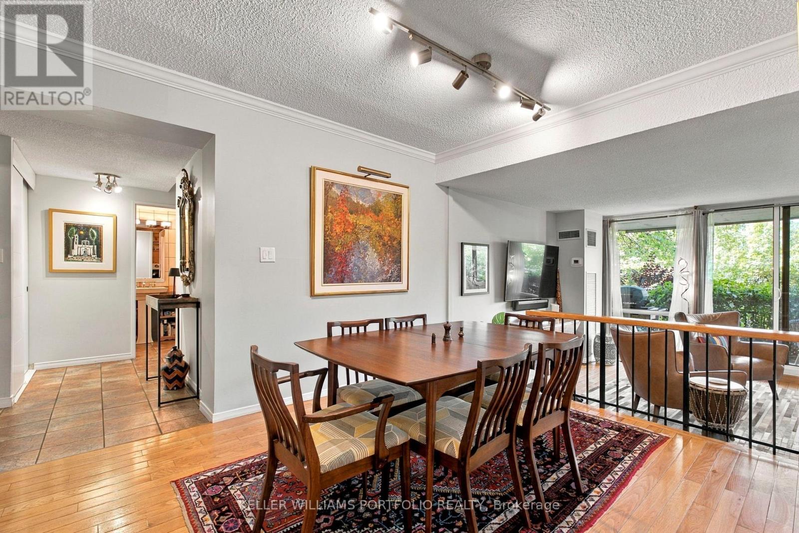 101 - 260 Scarlett Road, Toronto, Ontario M6N 4X6 - Photo 6 - W13810424