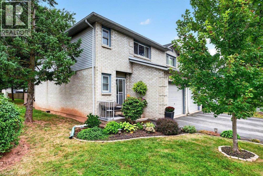 2 Royalwood Court Unit# 20, Stoney Creek, Ontario L8E 4Y9 - Photo 2 - 40865517