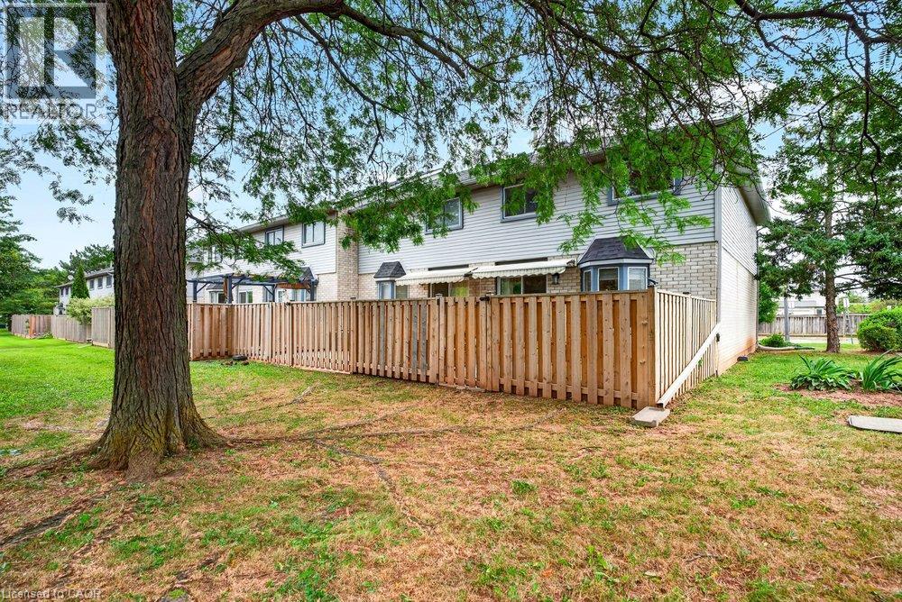 2 Royalwood Court Unit# 20, Stoney Creek, Ontario L8E 4Y9 - Photo 34 - 40865517