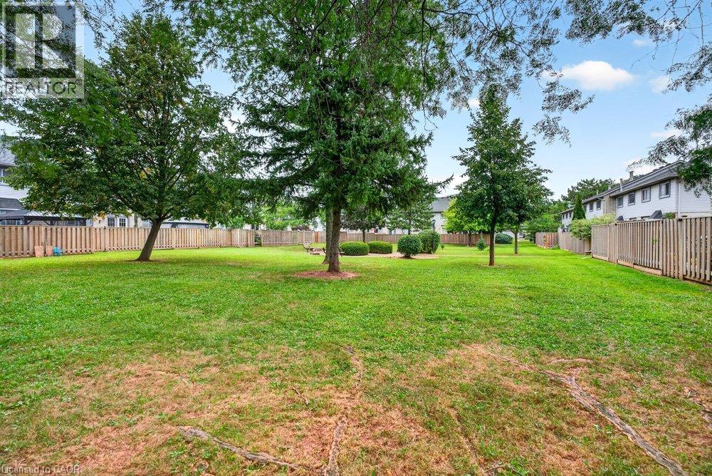 2 Royalwood Court Unit# 20, Stoney Creek, Ontario L8E 4Y9 - Photo 35 - 40865517