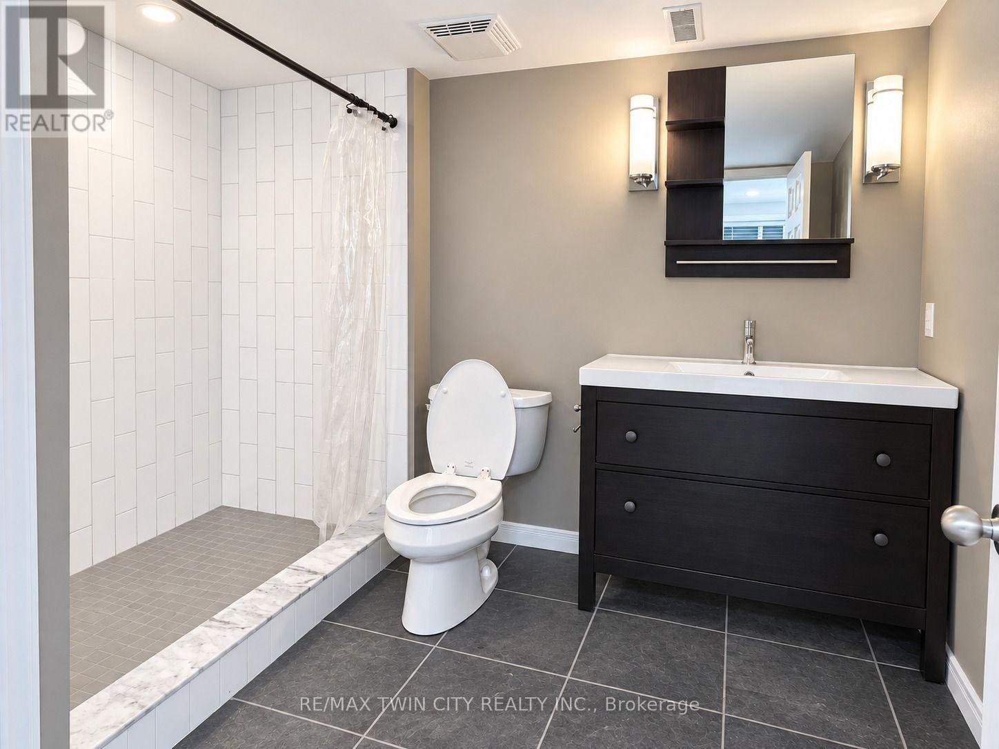 10 - 28 Doon Mills Drive, Kitchener, Ontario N2P 2W9 - Photo 37 - X13810756