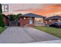 40 CLARENDON AVENUE, Hamilton, Ontario