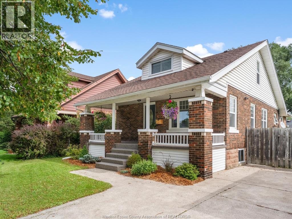 2306 Chilver Road, Windsor, Ontario  N8W 2V5 - Photo 2 - 26023269