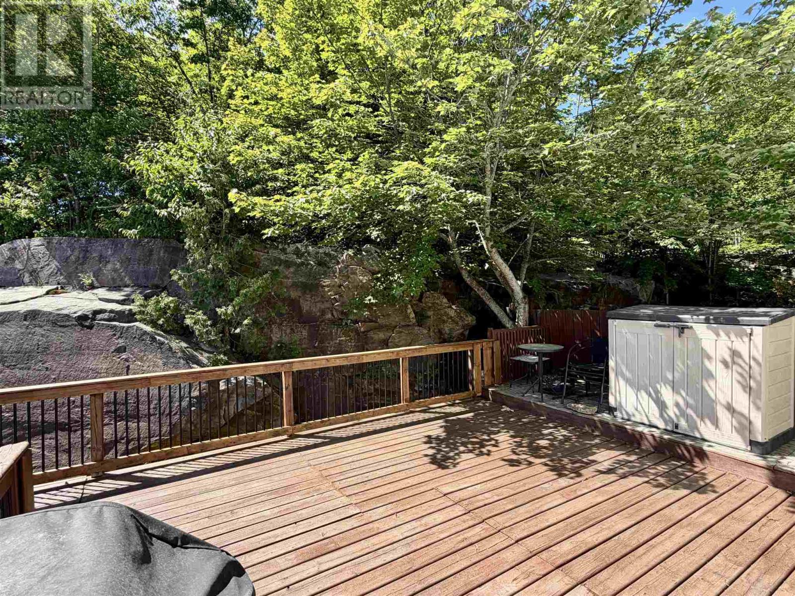 8 Feltz RD photo 20