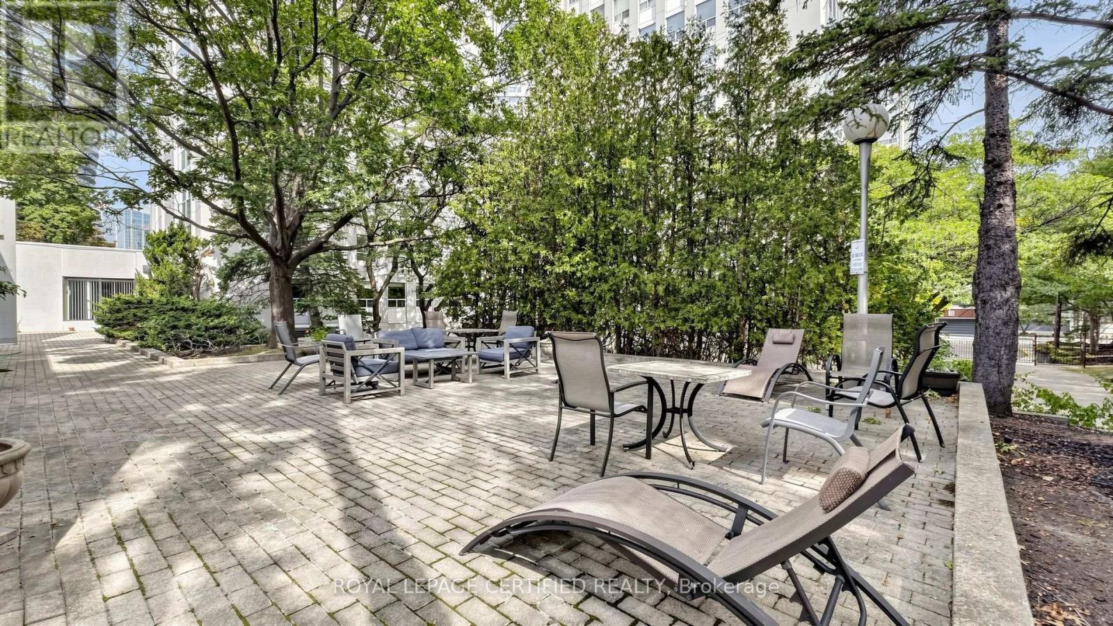 802 - 3650 Kaneff Crescent, Mississauga, Ontario  L5A 4A1 - Photo 6 - W13814828