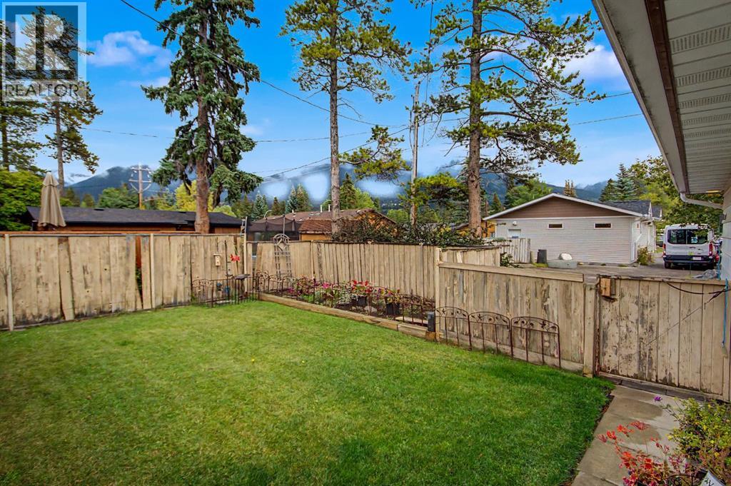 1404 10th Avenue, Canmore, Alberta  T1W 1W2 - Photo 5 - A2346668